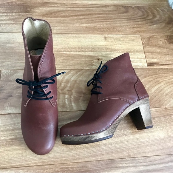 Maguba Leather Swedish Clog Lace Up Boots - Picture 5 of 5